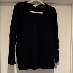 Black V-Neck Long Sleeve Sweater